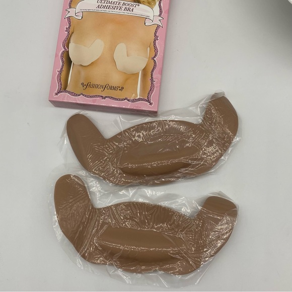 Fashion Forms Ultimate Boost Adhesive Bra cup size A in Beige New - Picture 3 of 5